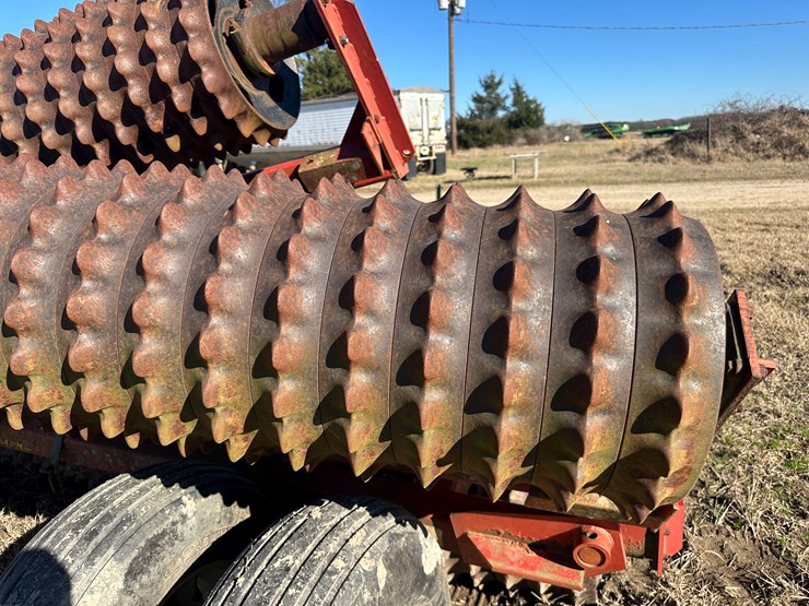 #35264-•-brillion-33'-xl144-cultipacker-image-13