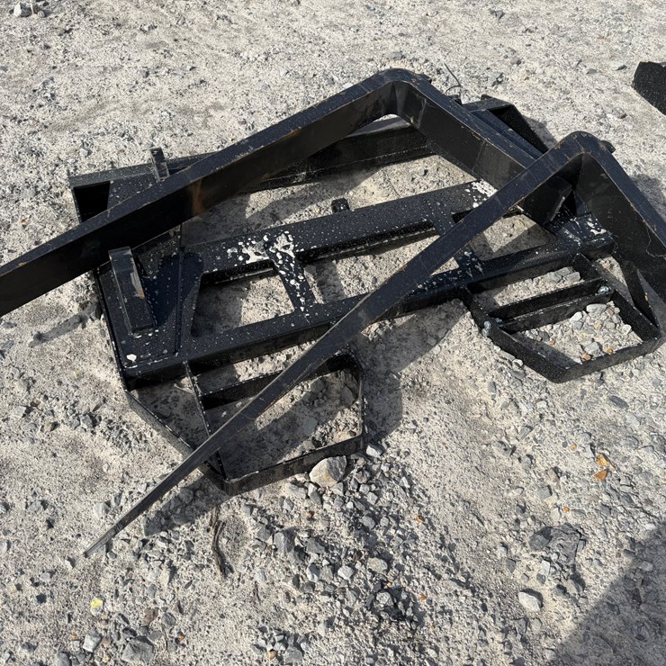 #22779 • Unused AGT ISOCPF48-6600-FF 48" Wheel Loader Forks