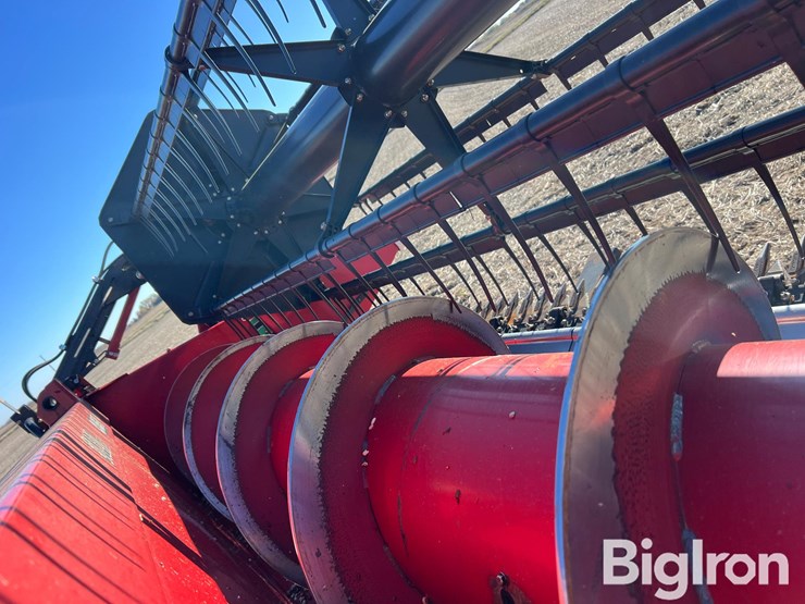 2011-case-ih-3020-image-17