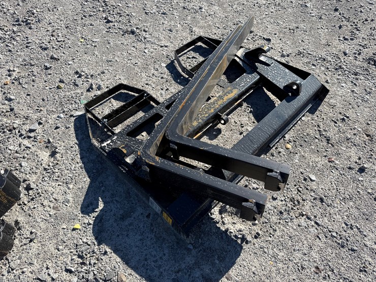 #22778-•-unused-agt-isocpf48-6600-ff-48"-wheel-loader-forks-image-1