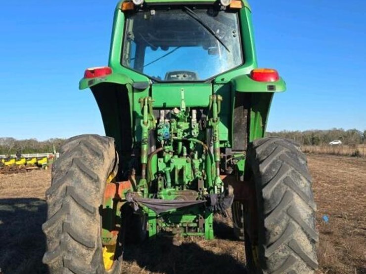 john-deere-7330-image-7