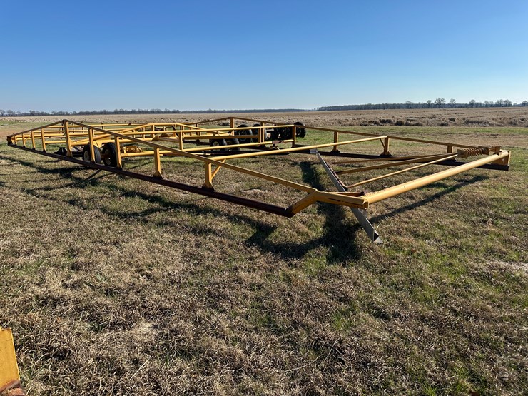 #35815-•-18'x52'-land-plane-image-4