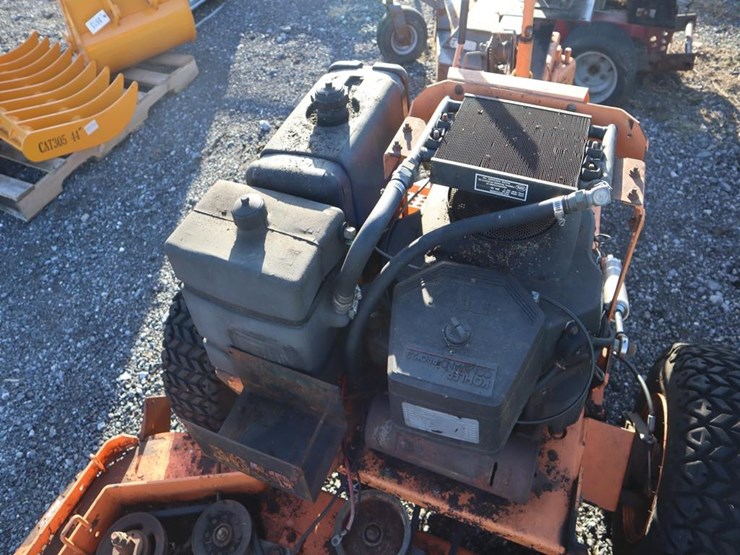 scag-3-wheel-mower-non-running-image-12