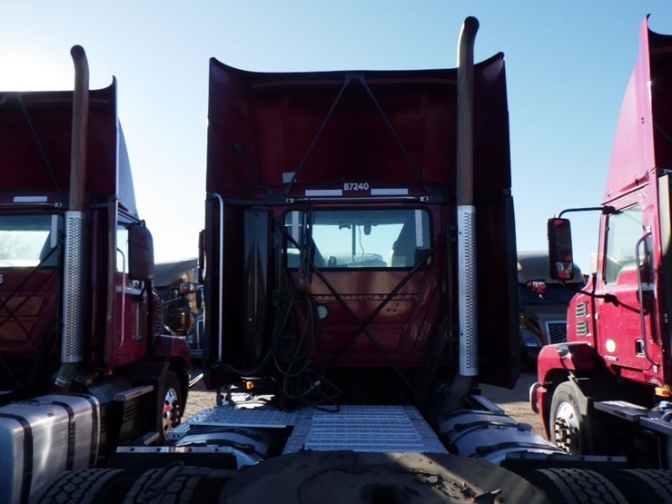 2020-mack-an64t-image-11