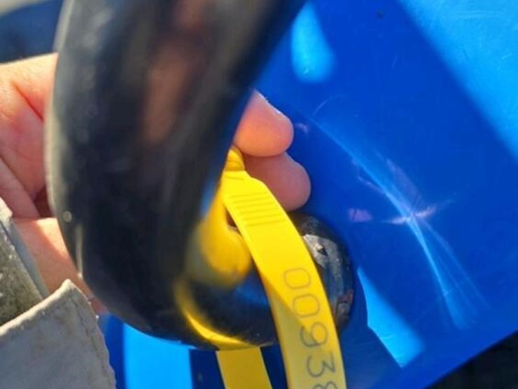 2007-new-holland-tn85a-image-40