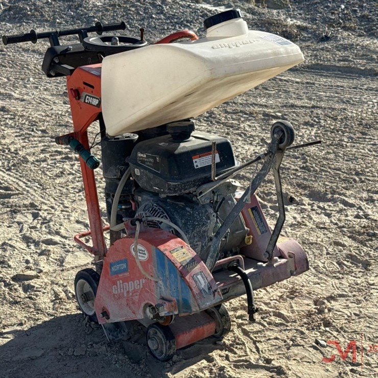 2022 NORTON CLIPPER C1418P CONCRETE SAW