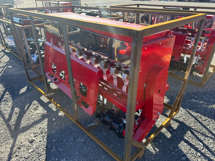 #2030-•-unused-agt-stsd10-skid-steer-seeder-stsd10251014167inv#-35728-image-1