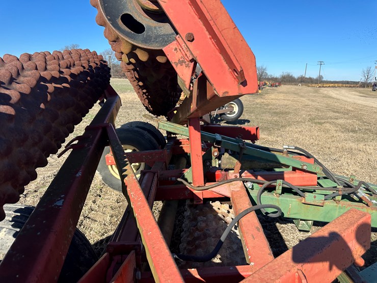 #35264-•-brillion-33'-xl144-cultipacker-image-44