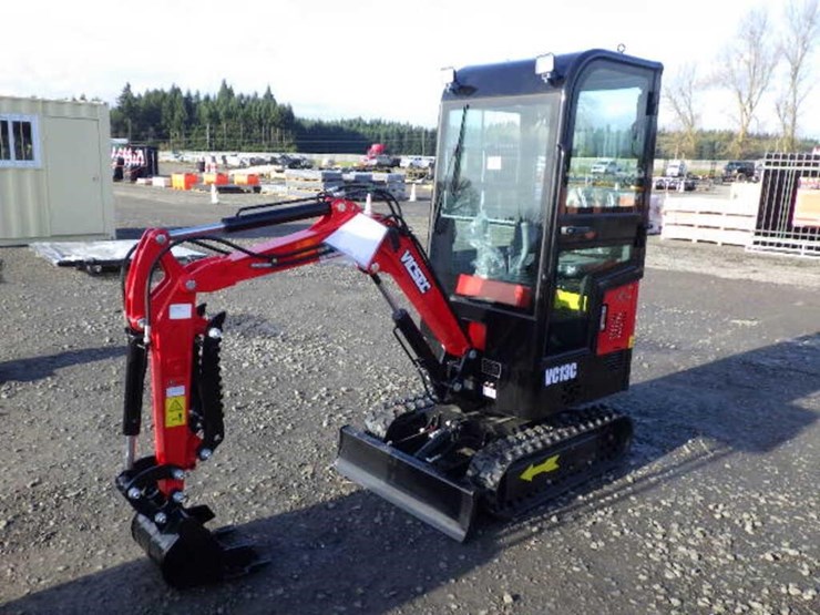 2025-vicsec-13c-hydraulic-excavator-image-1