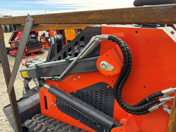 #90-•-unused-tpm-industrial-t460-mini-skid-steer-t46020251107-inv#-35929-image-10