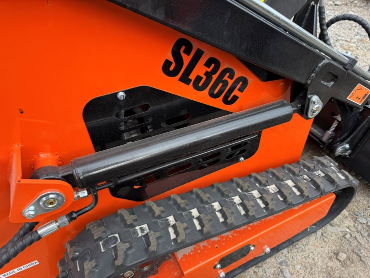 #93-•-unused-sdlool-sl36c-stand-on-tracked-loader-36cj251273-inv#-36229-image-21