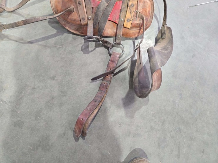 packing-saddle-image-6