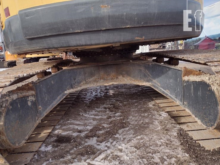 2009-komatsu-pc138us-lc-8-image-45