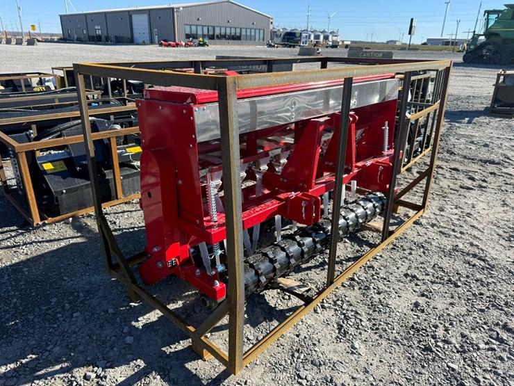 #2018-•-unused-agt-stsd10-skid-steer-seeder-stsd1025110135inv#-35084-image-4