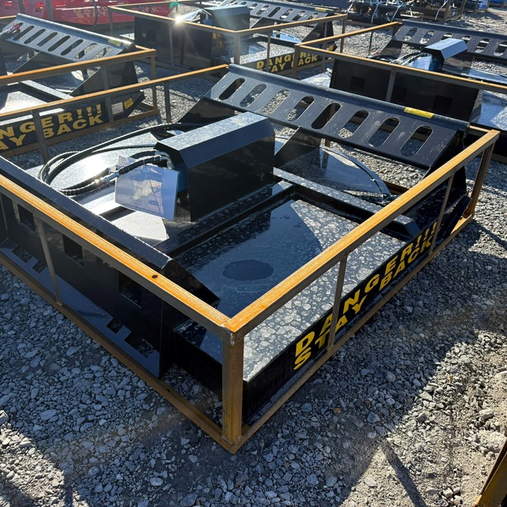 #2040 • Unused Mower King SSRC 6' Skid Steer Brush Cutter SSRC25111502CINV# 35732