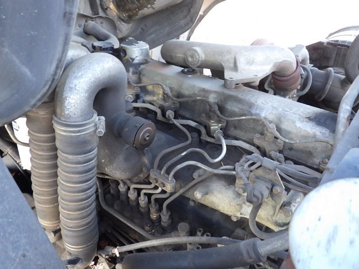 2000-mitsubishi-12'-s/a-hook-truck-image-21