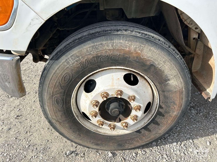 2007-ford-f750-image-22