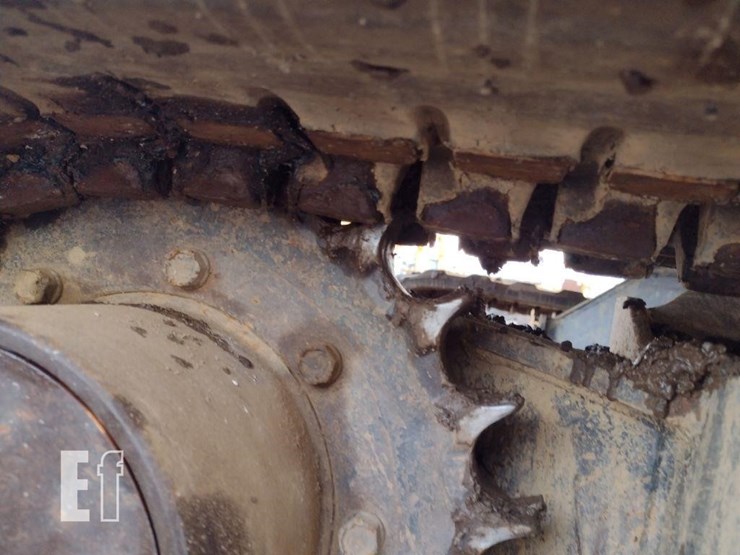 2017-kubota-kx040-4-image-38