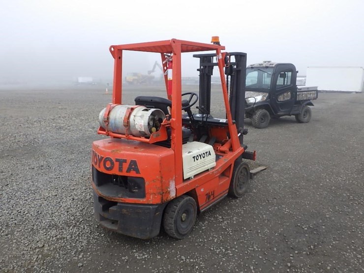 toyota-62-4fgc25-forklift-image-4