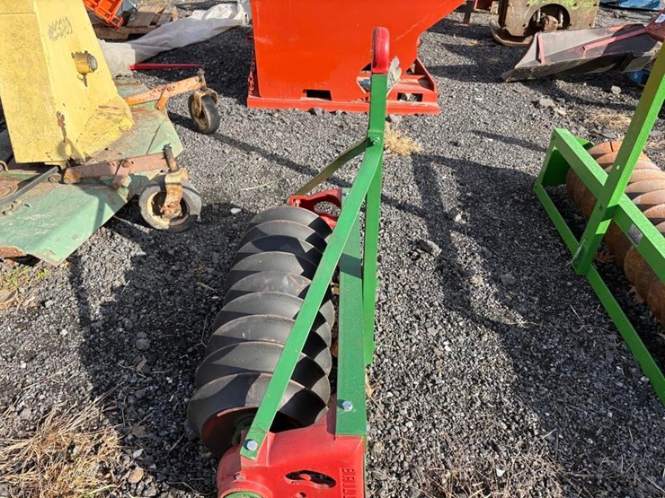 small-brillion-cultipacker-image-2