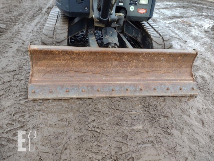 2014-bobcat-e35-image-20