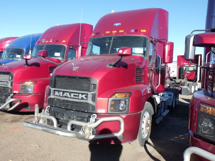 2020-mack-an64t-image-1