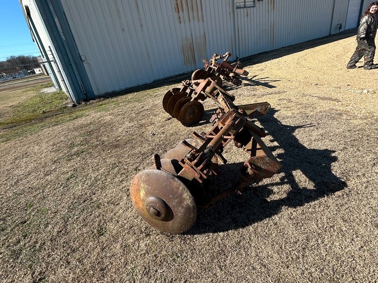 #37649-•-levee-plow-image-3