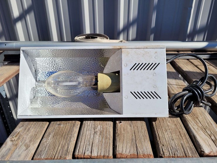 indoor-grow-light-image-4