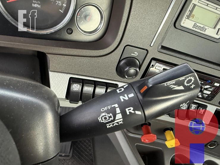 2019-kenworth-t680-image-14