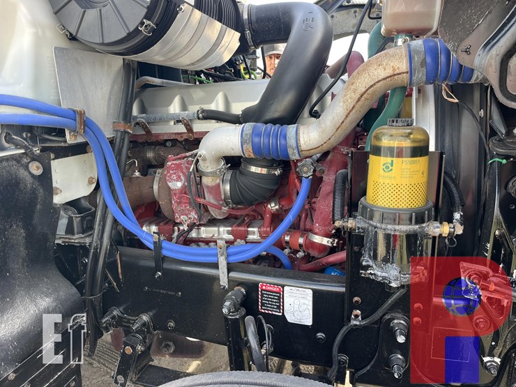 2014-mack-pinnacle-chu613-image-10