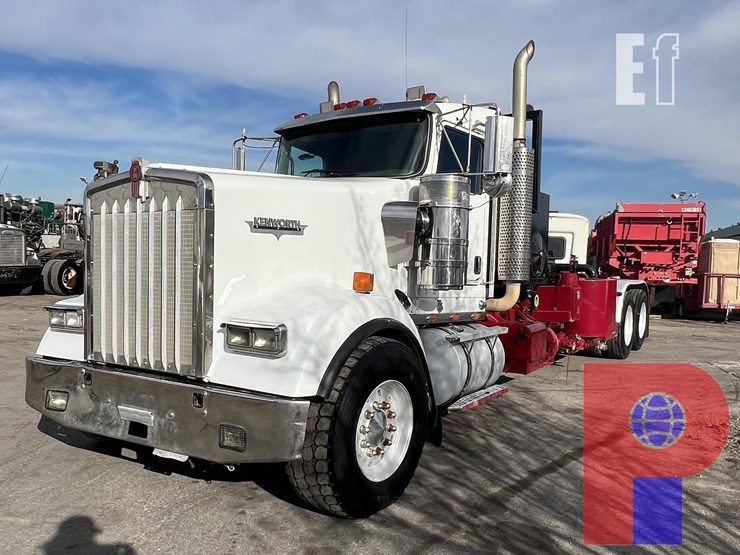 2006-kenworth-w900-image-1