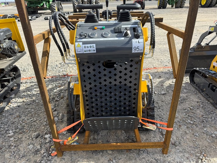 #86-•-unused-sdlanch-sdl60-stand-on-skid-steer-loader-a2510206378-inv#-35039-image-15