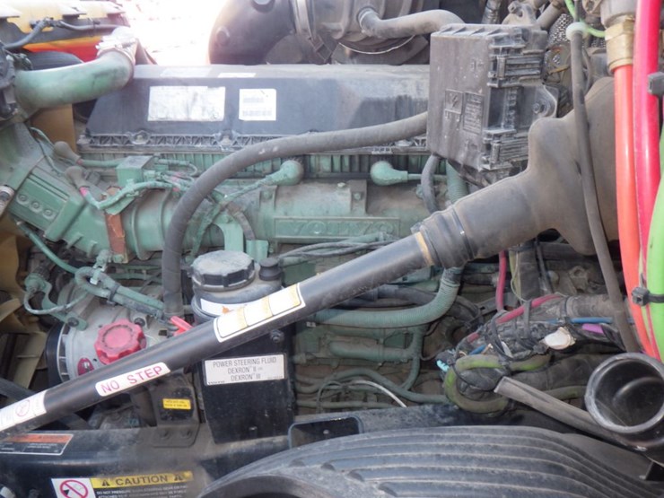 2022-volvo-vnl-760-image-20