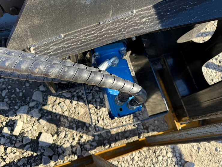 #2024-•-unused-mower-king-ecssct72-skid-steer-trencher-ecssct7225111501cinv#-35716-image-7