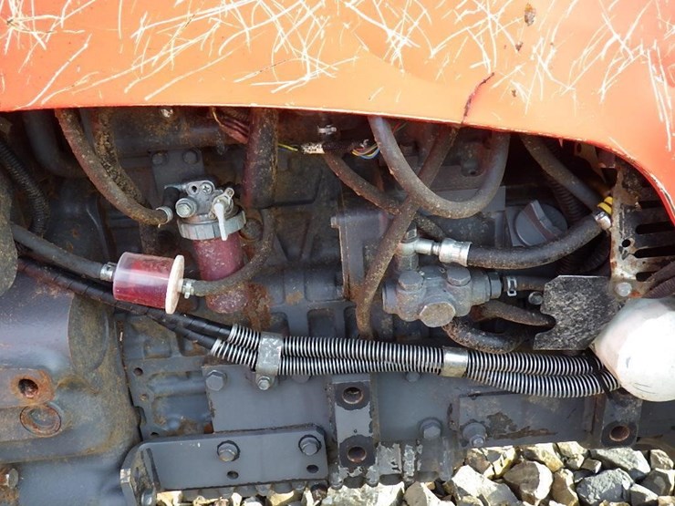 kubota-tractor-image-12