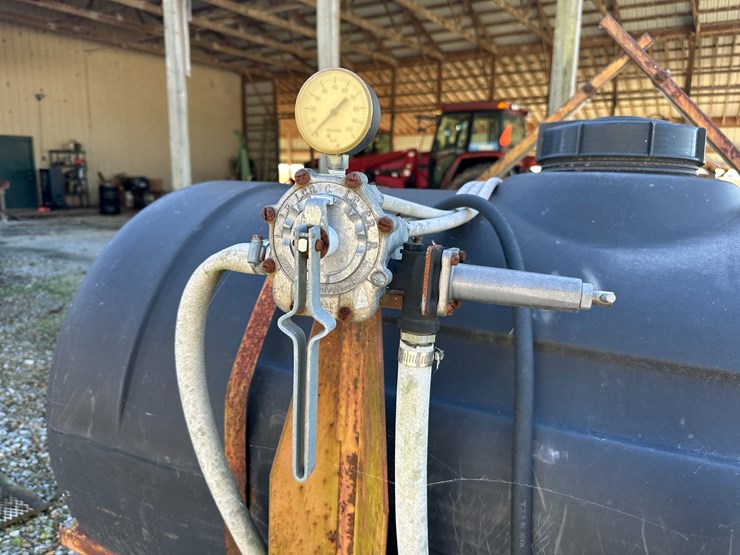 #35802-•-200-gallon-22'-3pt-sprayer-image-9