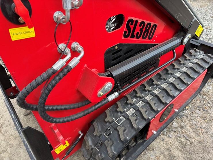 #92-•-unused-sdlool-sl380c-stand-on-tracked-loader-380j251001-inv#-36227-image-17