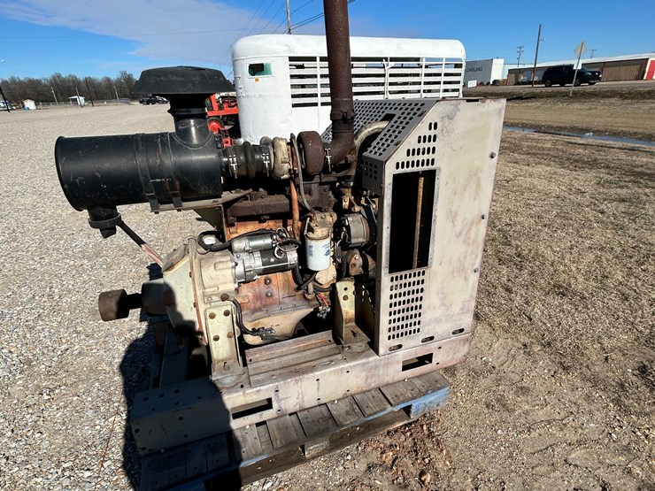 #37622-•-cummins-4-cyl-power-unit-image-1