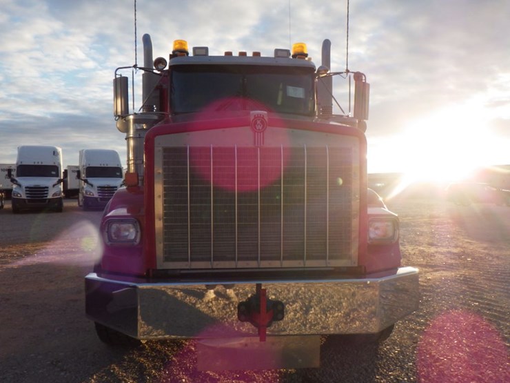 2014-kenworth-t800-image-2