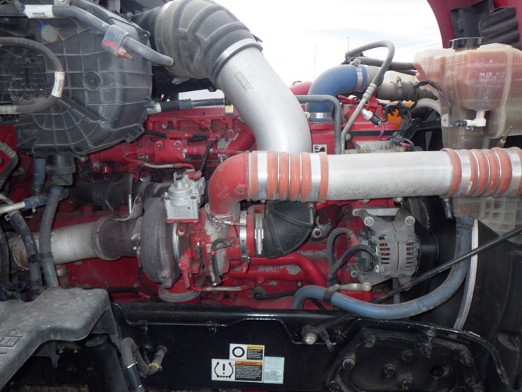 2020-kenworth-t680-image-28