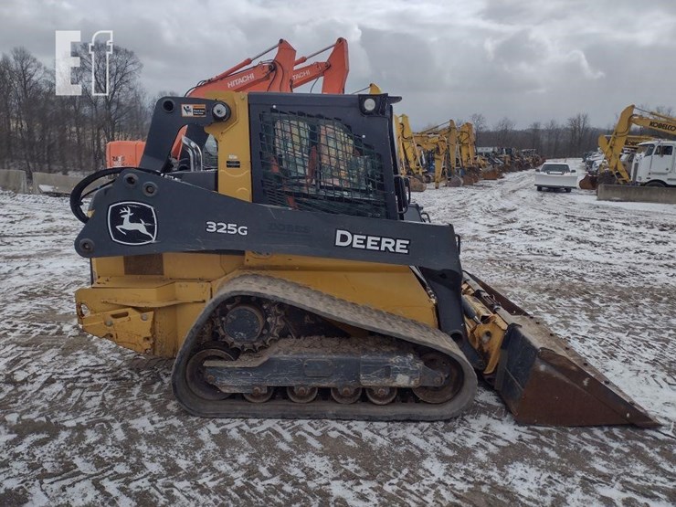 2021-deere-325g-image-3