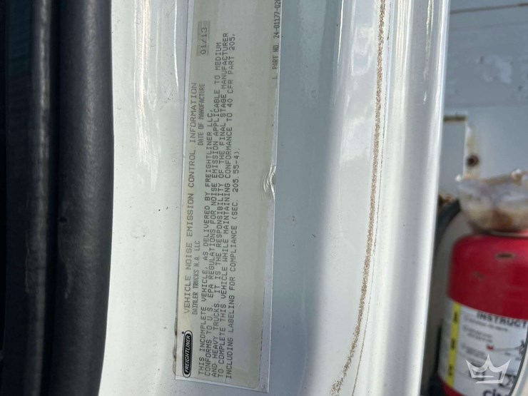 2013-freightliner-m2-106-altec-ta45m-44ft.-insulated-bucket-truck-image-7