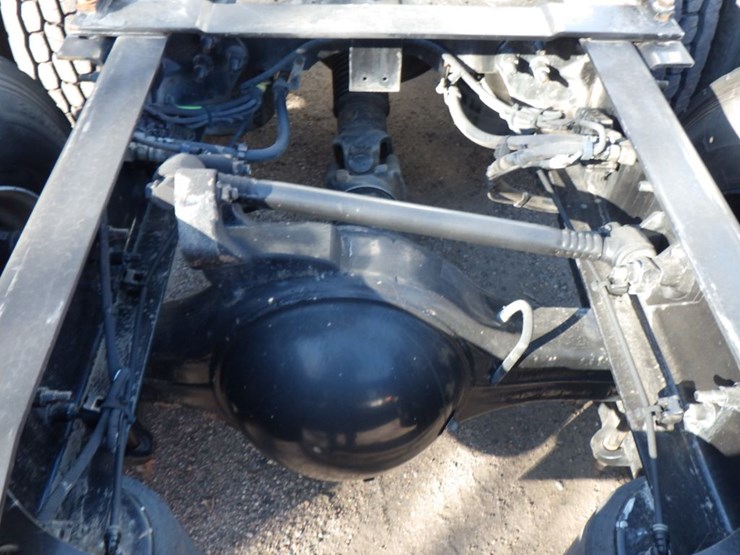 2017-international-prostar-image-10