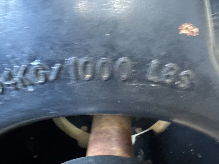 2014-new-holland-t8.330-image-12