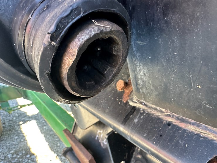 #35808-•-2015-mac-don-30'-flex-draper-header-image-13