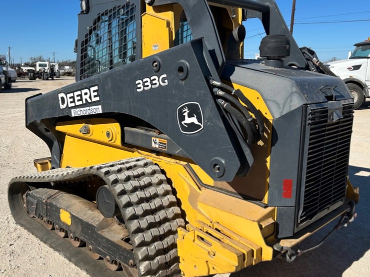 2017-deere-333g-image-6