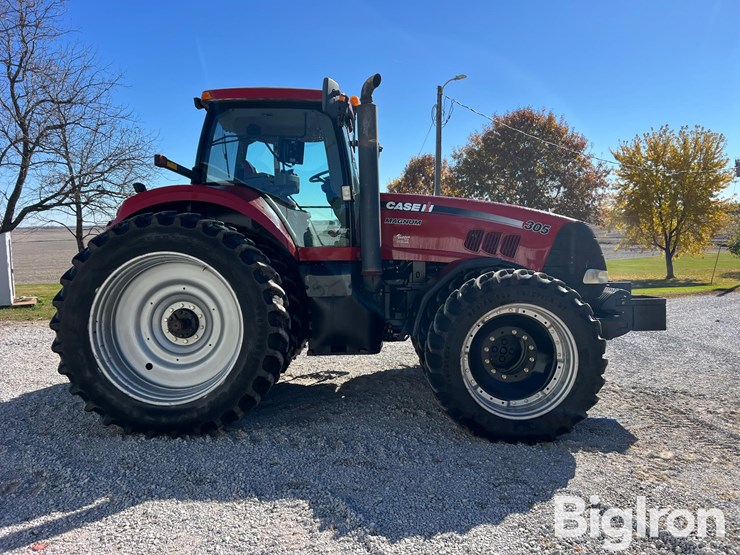 2009-case-ih-magnum-305-image-4