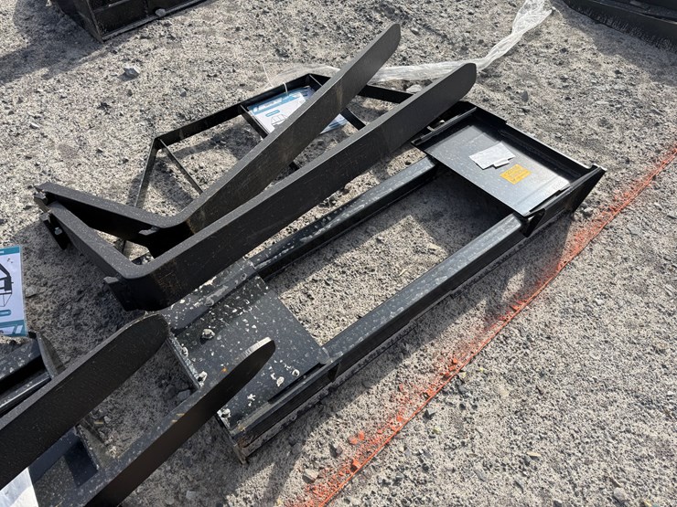 #22766-•-unused-mower-king-sa-48"-skid-steer-forks-image-2