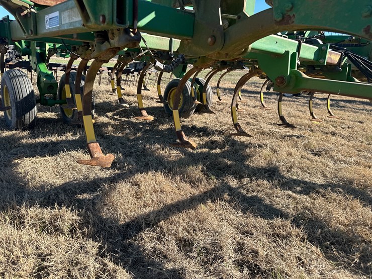 john-deere-27-image-53