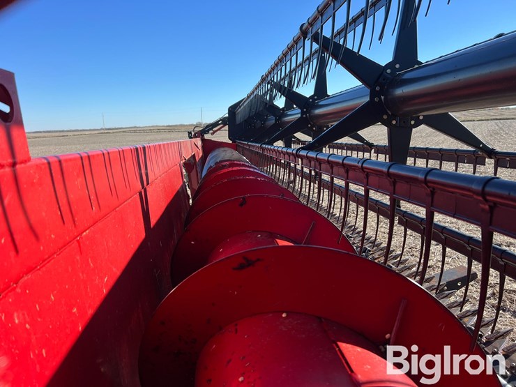 2011-case-ih-3020-image-15